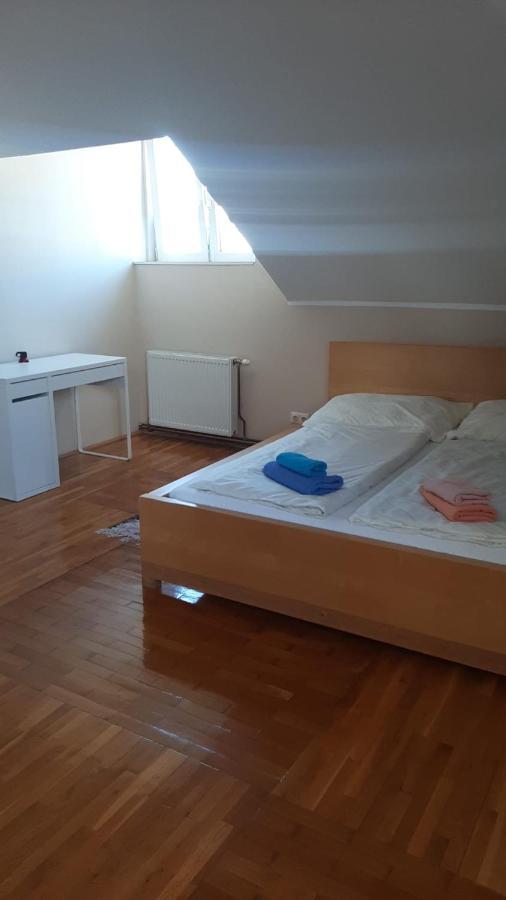Arbeiterquartiere In Wien Donaustadt Mit Gemeinschaftskuche Und Bad - Hacklerzimmer Kültér fotó